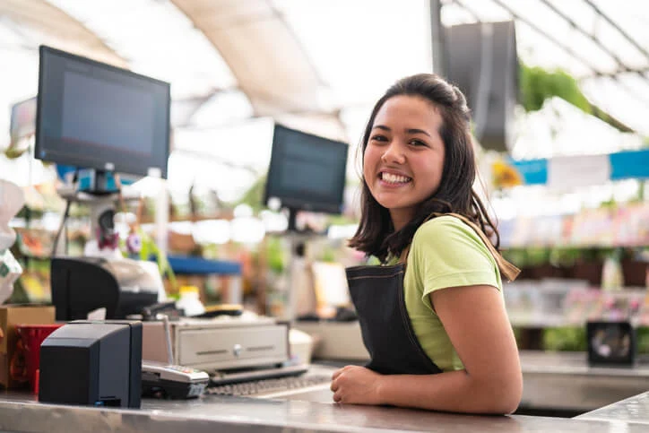 Part-Time Retail Assistant Job at Pineapple Recruitment